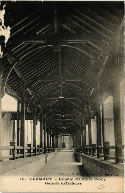 Carte postale ancienne Clamart - Hopital Militaire Percy - Galerie extérieure à Clamart