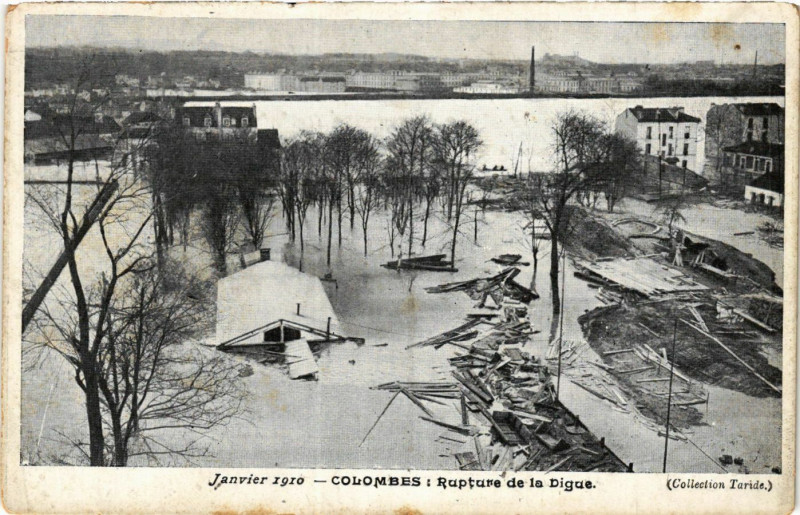 Carte postale ancienne Colombes Rupture de la Digue à Colombes