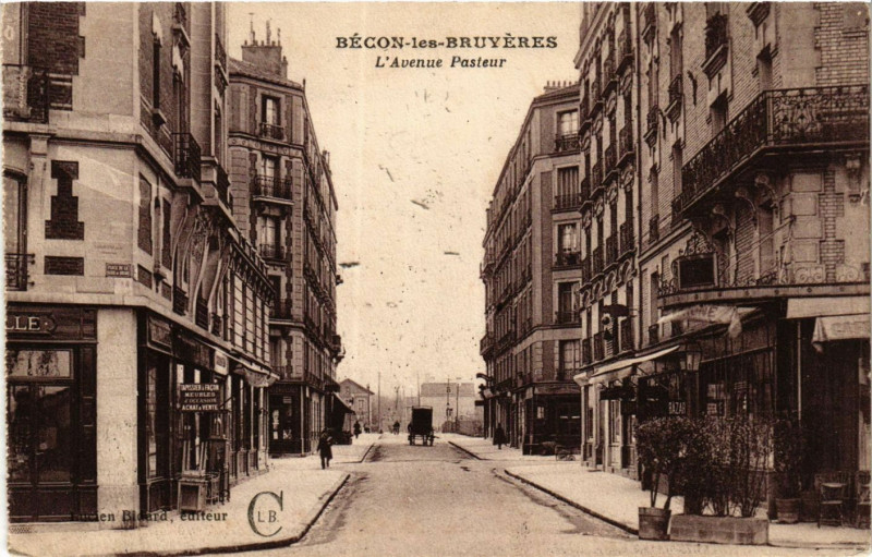 Carte postale ancienne Becon les Bruyeres Avenue Pasteur