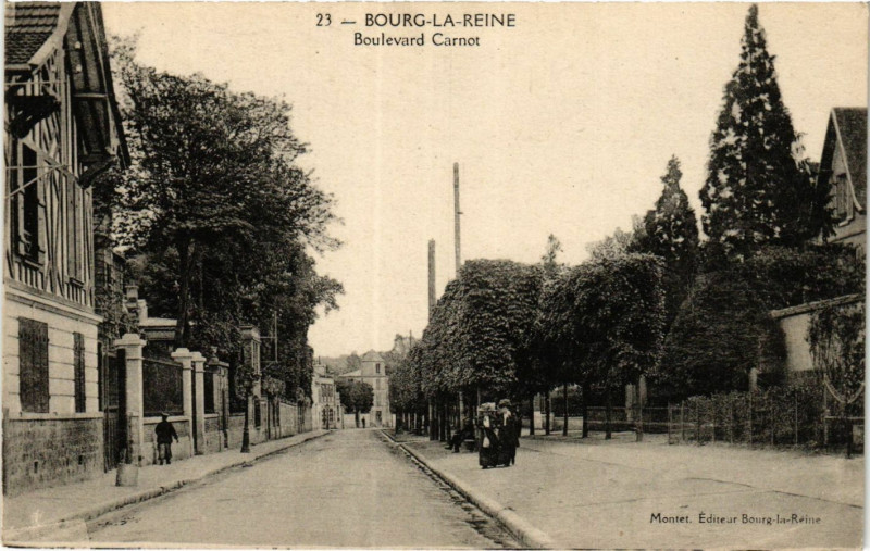 Carte postale ancienne Bourg La Reine Boulevard Carnot à Bourg-la-Reine