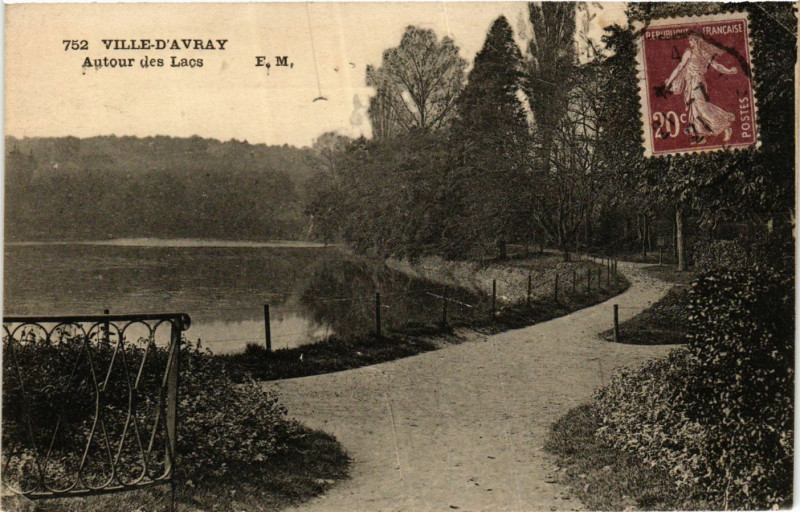 Carte postale ancienne Ville d'Avray Autour des Lacs à Ville-d'Avray