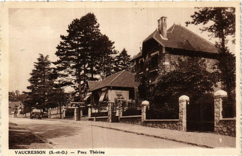 Carte postale ancienne Vaucresson Parc Thérése à Vaucresson