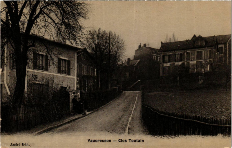 Carte postale ancienne Vaucresson Clos Toutain à Vaucresson