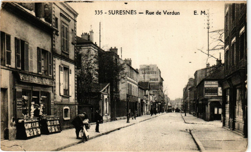 Carte postale ancienne Suresnes Rue de Verdun à Suresnes