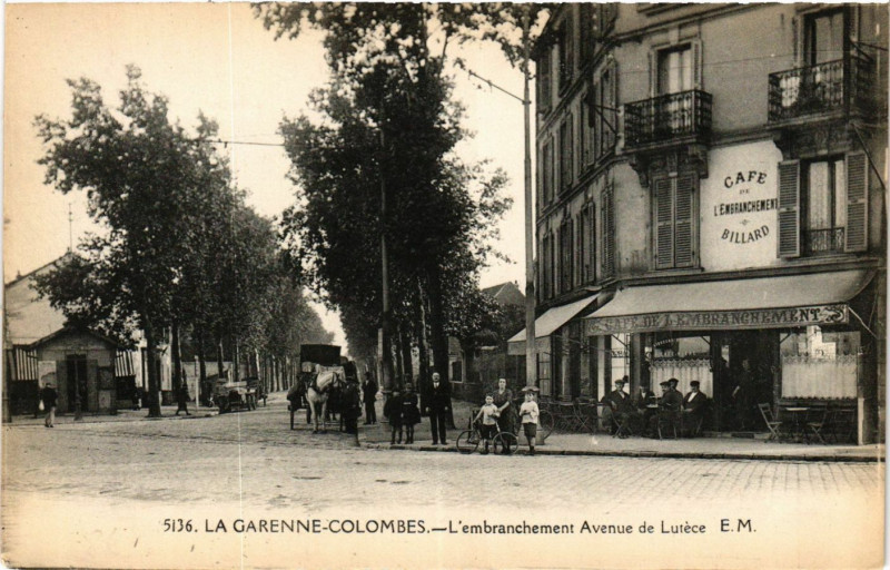 Carte postale ancienne La Garenne Colombes-L'embranchement Avenue de Lutéce à Colombes