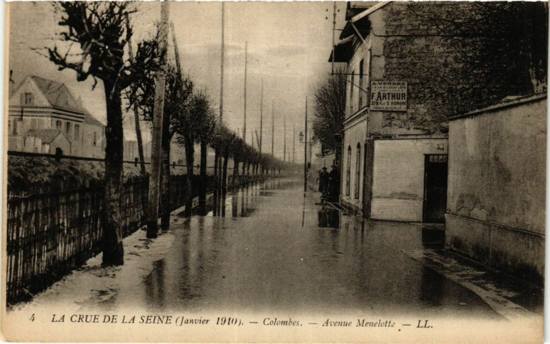 Carte postale ancienne Crue de la Seine Colombes Avenue Meuelotte à Colombes