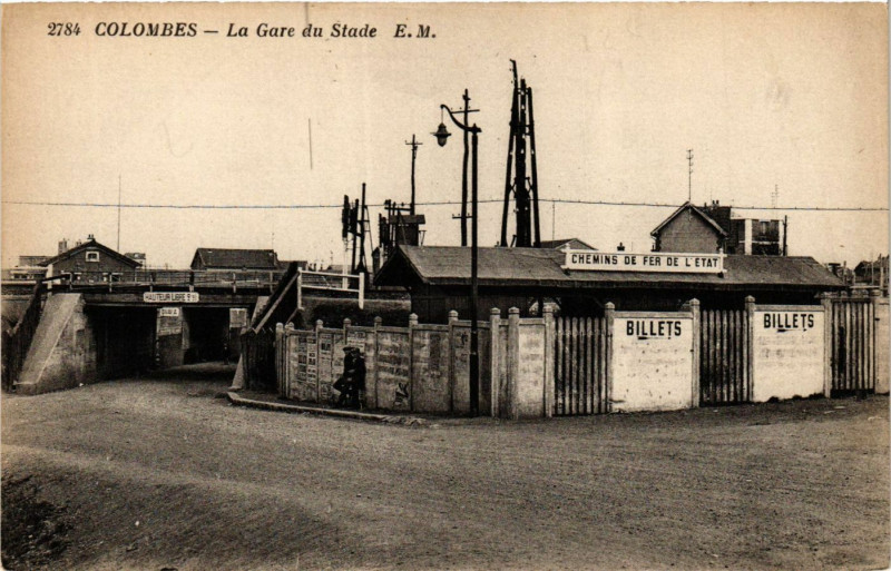 Carte postale ancienne Colombes La Gare du Stade à Colombes