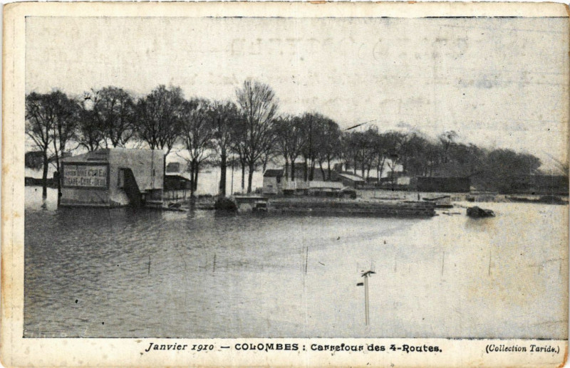 Carte postale ancienne Colombes Carrefour des 4 Routes à Colombes