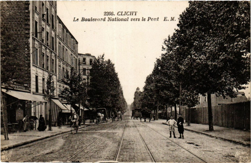 Carte postale ancienne Le Boulevard National vers le Pont à Clichy