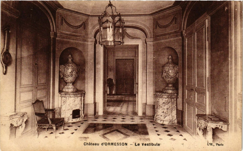 Carte postale ancienne Chateau d'Ormesson-Le Vestibule
