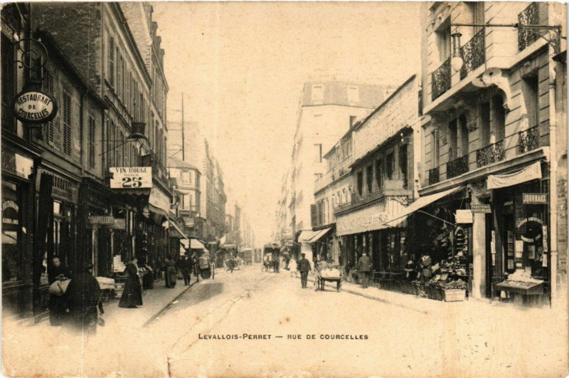 Carte postale ancienne Levallois Perret Rue de Courcelles à Levallois-Perret
