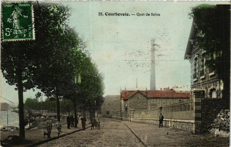 Carte postale ancienne Courbevoie Quai de Seine à Courbevoie