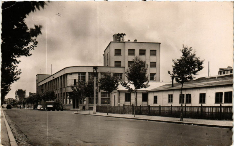 Carte postale ancienne Courbevoie La Nouvelle Poste à Courbevoie