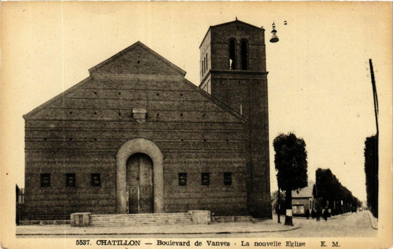 Carte postale ancienne Chatillon Boulevard de Vanves-La nouvelle Eglise à Châtillon