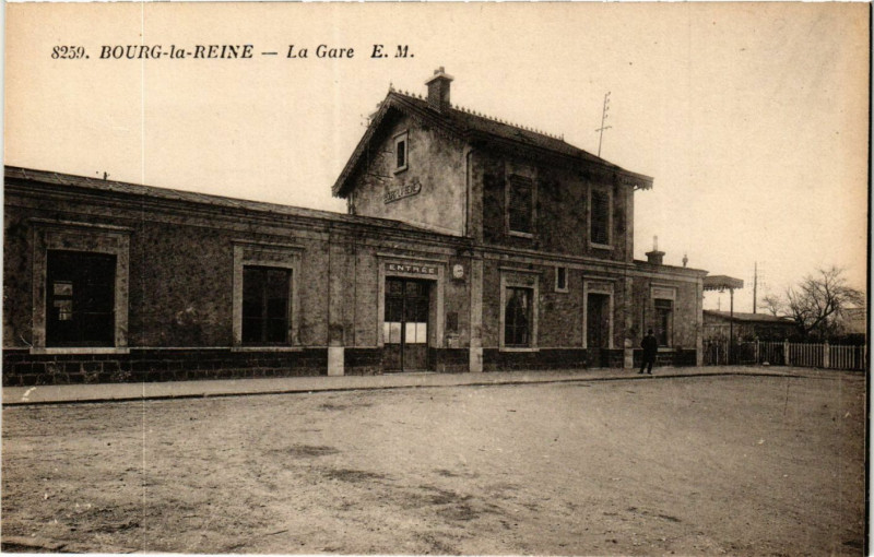 Carte postale ancienne Bourg la Reine La Gare à Bourg-la-Reine
