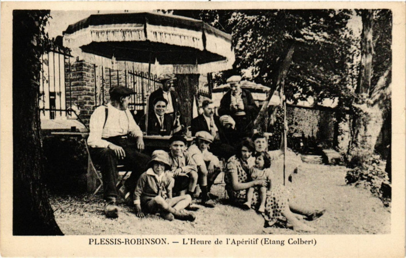 Carte postale ancienne Plessis Robinson - L'Heure de l'Aperitif