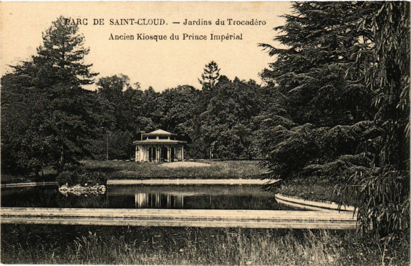 Carte postale ancienne Parc de Saint-Cloud - Jardins du Trocadero à Saint-Cloud