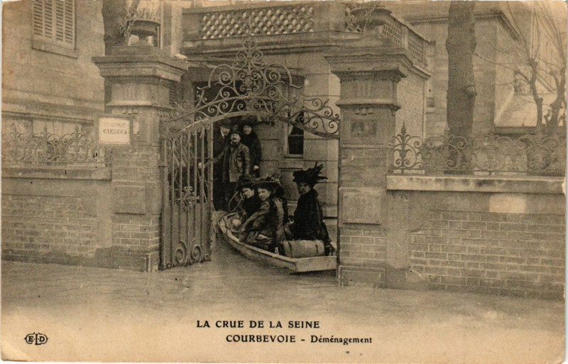 Carte postale ancienne Courbevoie - Demenagement à Courbevoie