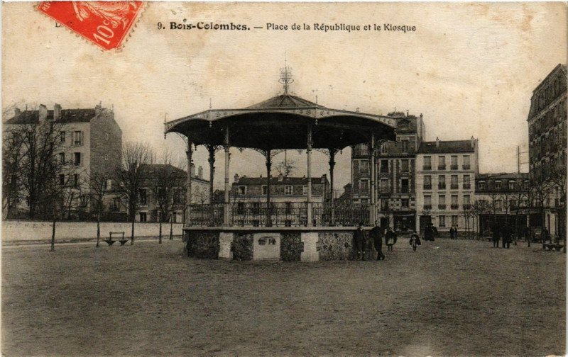 Carte postale ancienne Bois-Colombes - Place de la Republique et le Kiosque à Bois-Colombes