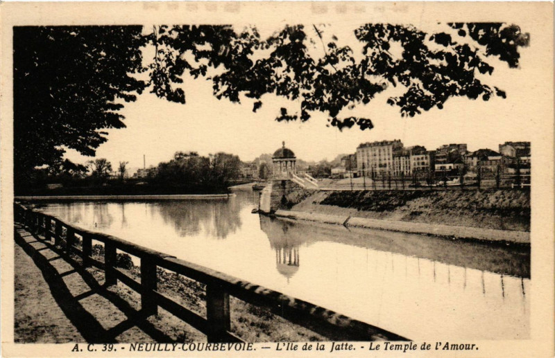 Carte postale ancienne Neuilly-Courbevoie - L'Ile de la Jatte à Courbevoie