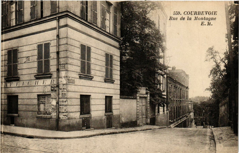 Carte postale ancienne Courbevoie - Rue de la Montagne à Courbevoie