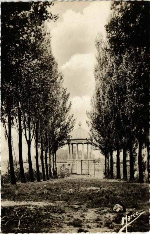 Carte postale ancienne Courbevoie - Le Temple de l'Amour à Courbevoie