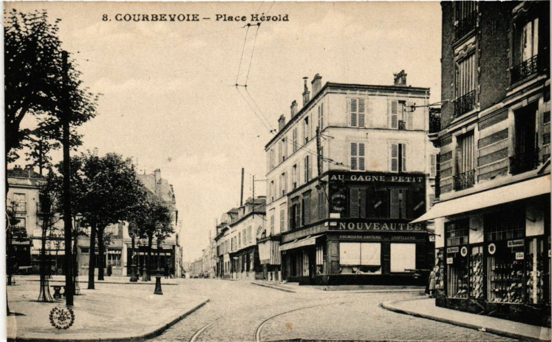 Carte postale ancienne Courbevoie - Place Herold à Courbevoie
