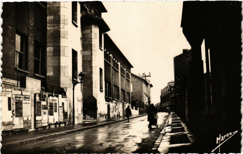 Carte postale ancienne Courbevoie - L'Ecole Jules Ferry à Courbevoie