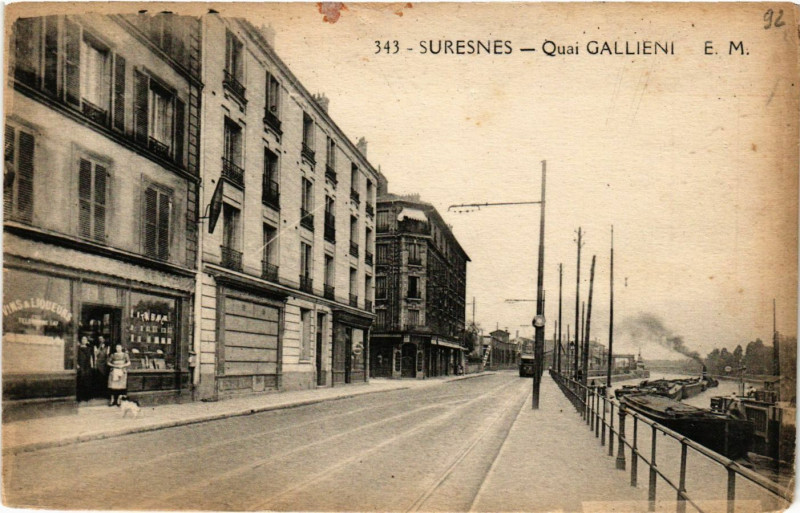 Carte postale ancienne Suresnes - Quai Gallieni à Suresnes