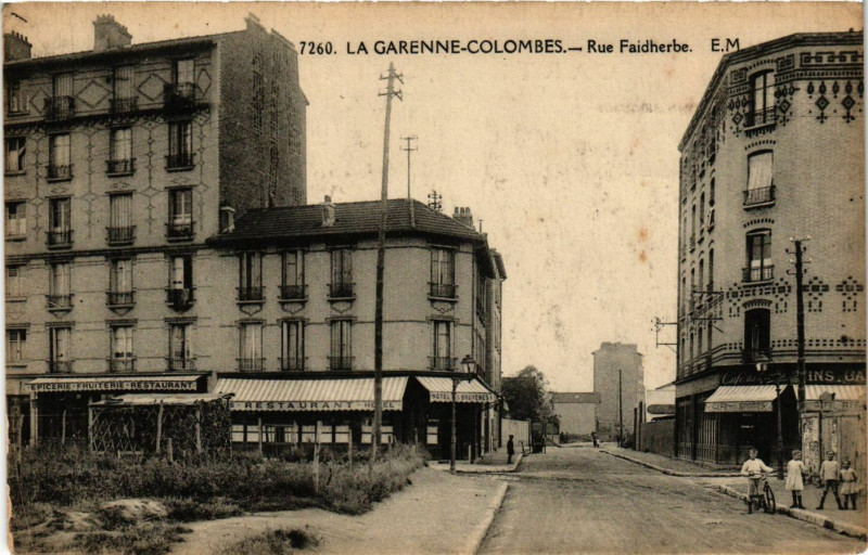 Carte postale ancienne La Garenne-Colombes - Rue Faidherbe à La Garenne-Colombes