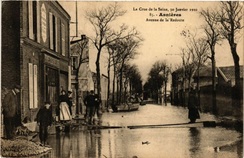 Carte postale ancienne Asnieres - Avenue de la Redoute