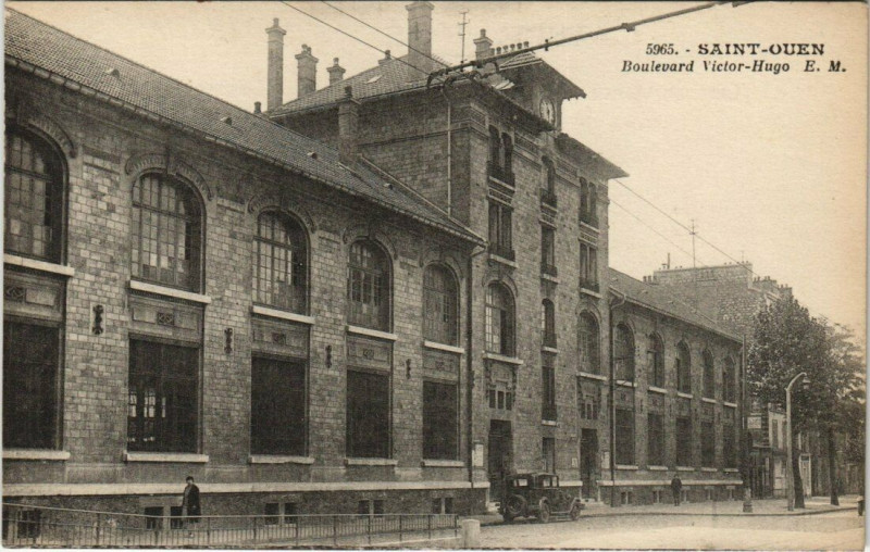 Carte postale ancienne Boulevard Victor-Hugo à Saint-Ouen-sur-Seine
