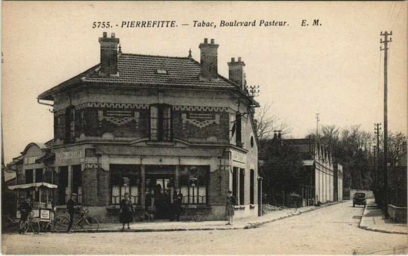 Carte postale ancienne Pierrefitte - Tabac - Boulevard Pasteur