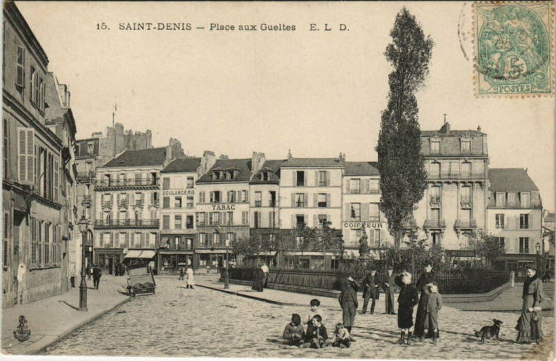 Carte postale ancienne Saint-Denis - Place aux Gueltes à Saint-Denis