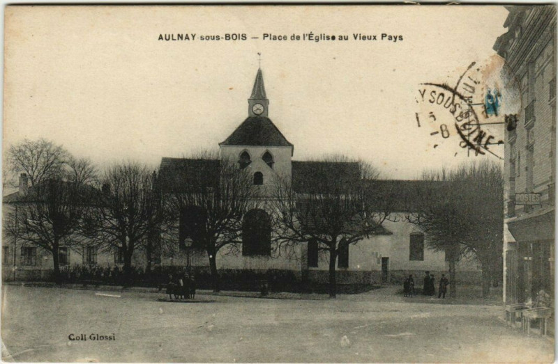 Carte postale ancienne Aulnay-sous-Bois - Place de l'Eglise au Vieaux Pays à Aulnay-sous-Bois