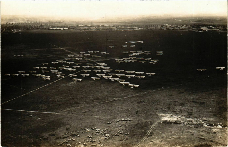 Carte postale ancienne Le Bourget Aviation au Bourget