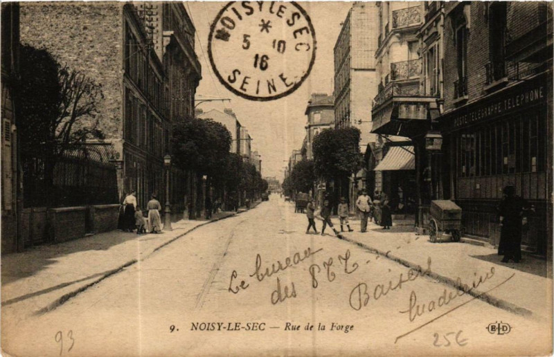 Carte postale ancienne Noisy-le-Sec Rue de la Forge à Noisy-le-Sec