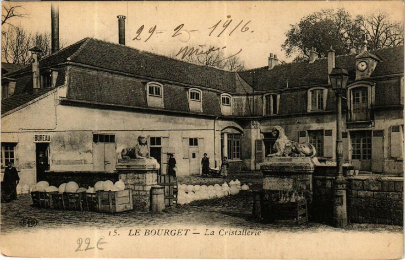 Carte postale ancienne Le Bourget La Cristallerie au Bourget