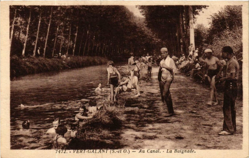 Carte postale ancienne Vert-Galant Au Canal La Baignade