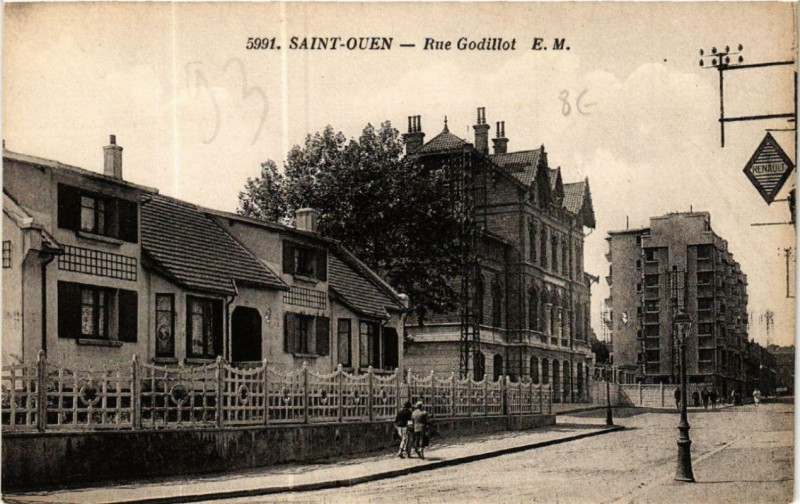 Carte postale ancienne Rue Godillot à Saint-Ouen-sur-Seine