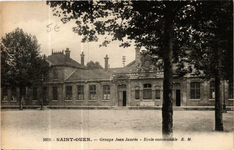 Carte postale ancienne Groupe Jean Jaurès - Ecole communale à Saint-Ouen-sur-Seine