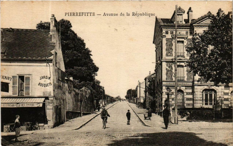 Carte postale ancienne Pierrefitte Avenue de la Republique
