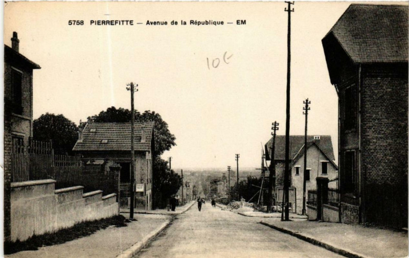 Carte postale ancienne Pierrefitte Avenue de la Republique