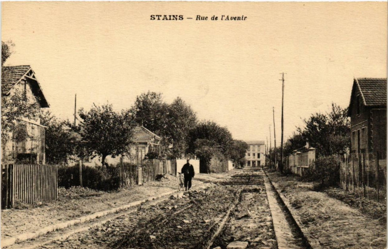Carte postale ancienne Rue de l'Avenir. à Stains