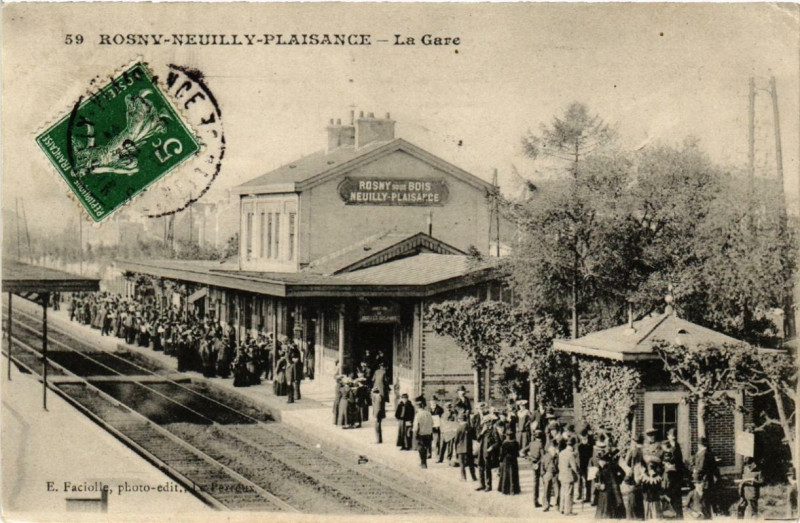 Carte postale ancienne Rosny-Neuilly-Plaisance La Gare. à Neuilly-Plaisance