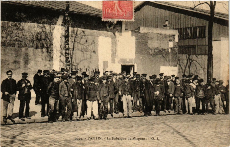 Carte postale ancienne Pantin La Fabrique de Wagons. à Pantin
