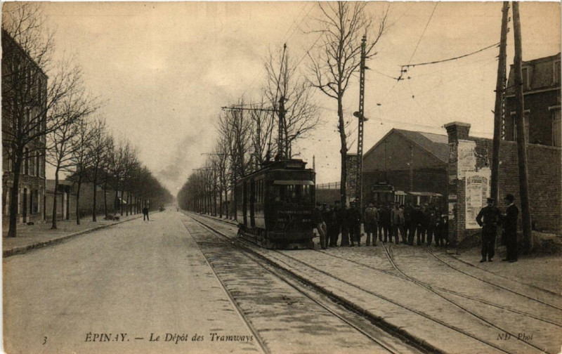 Carte postale ancienne Epinay Le Depot des Tramways.