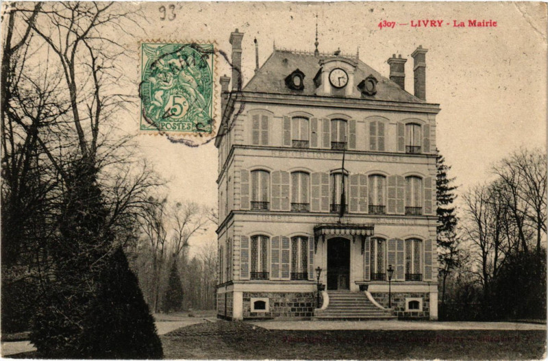Carte postale ancienne Livry- La Mairie