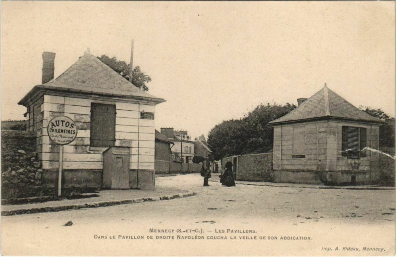 Carte postale ancienne Mennecy Les Pavillons à Mennecy