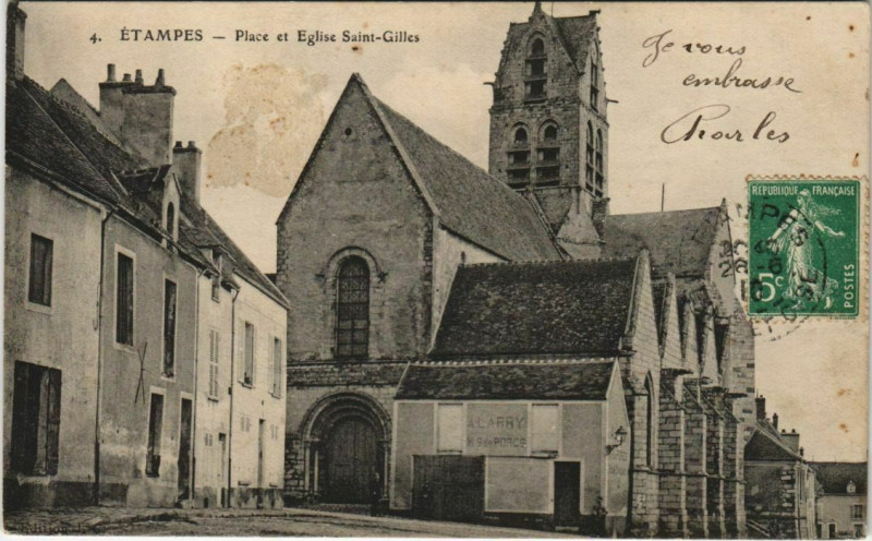 Carte postale ancienne Etampes Place et Eglise à Étampes